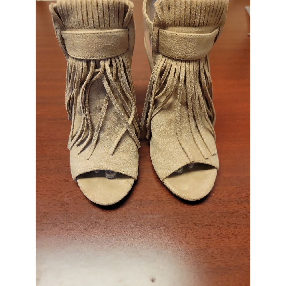 Coconuts Matisse style skye fringe wedge size 7.5 Bohemian, Casual Looks Western